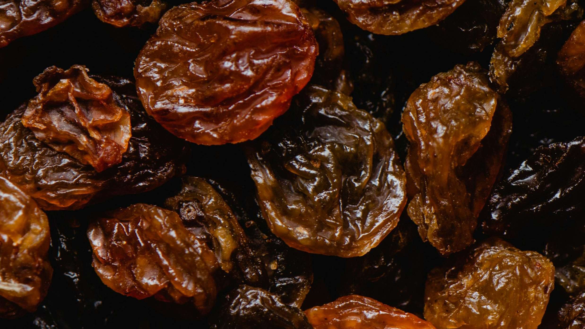 An image of raisins